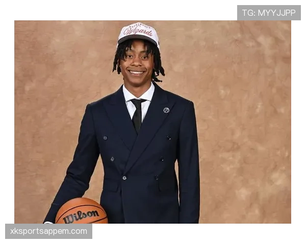 库珀·弗拉格外围三分效率提升 拉开替补阵容得分空间