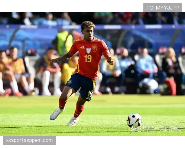 杜埃与穆西亚拉持球推进与控场风格差异解析