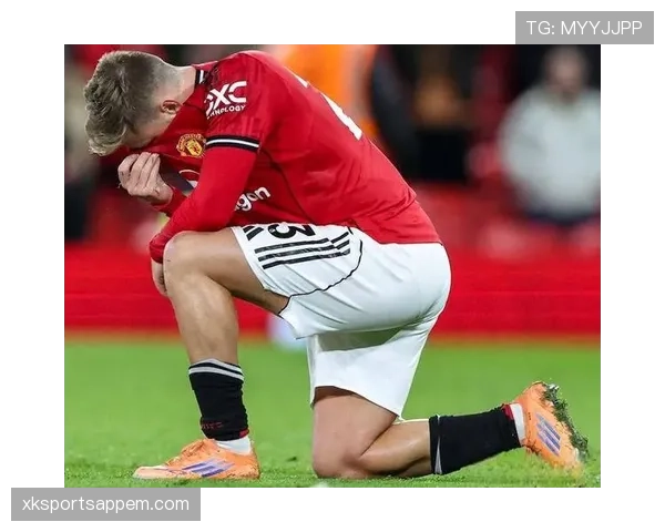 从滕哈赫争议用人到阵容失衡，曼联暴露了稳定性与豪门定位的巨大裂痕！